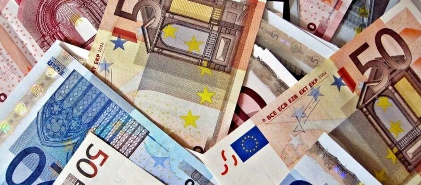 Συντάξεις: Σε δύο δόσεις τα αναδρομικά στους κληρονόμους